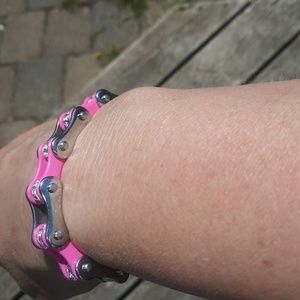Harley Davidson pink and crome chain link bracele